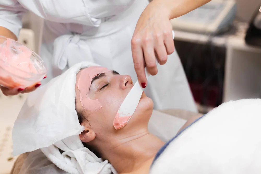 Face waxing – Waxing at VOG Beauty Salon in Majan, Dubai