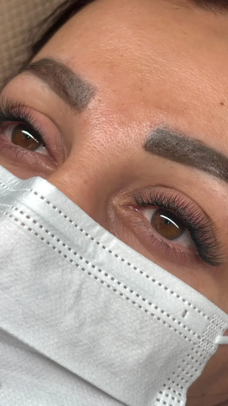 Lashes at VOG Beauty Salon in Majan, Dubai – photo 7